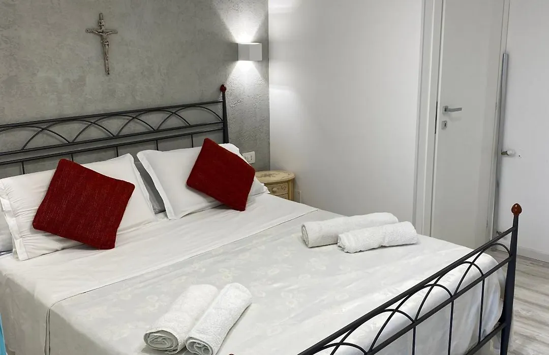 Royal House-1